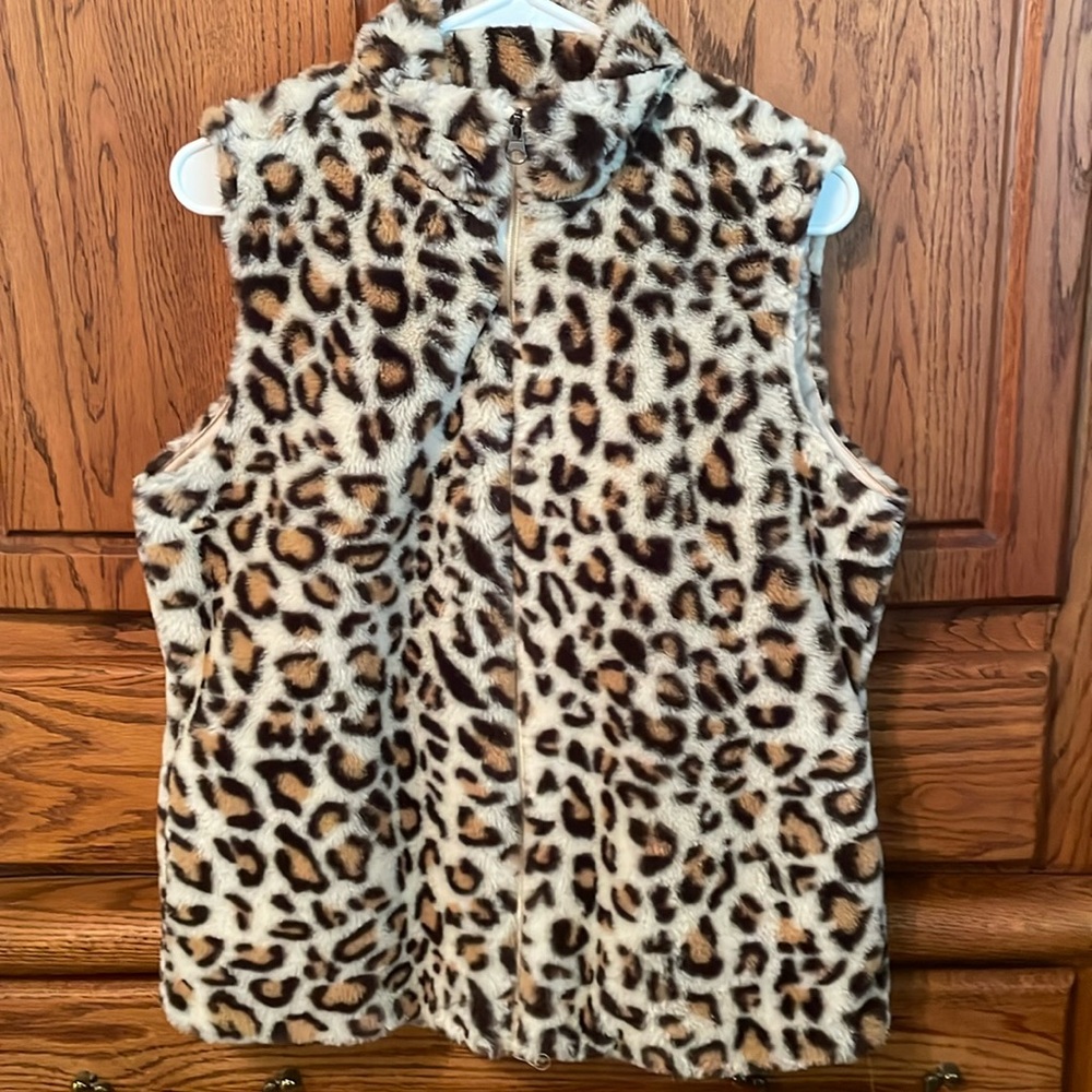 Super cute Southern Fried Chics Vest